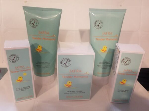 Jafra Tender Moments 5 Piece Set Cologne+Cream+Body Wash+Sunscreen+Bottom Balm Buy Online 