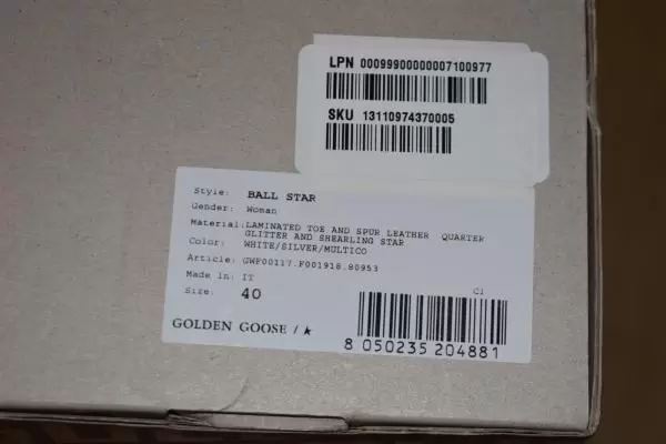 NEW IN BOX GOLDEN GOOSE DELUXE BRAND BALL STAR 40 SHEARLING STAR 10 Buy Online 
