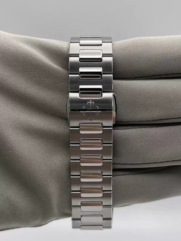 Patek Philippe Ladies Nautilus Blue Dial  7118/1A-001 Buy Online 