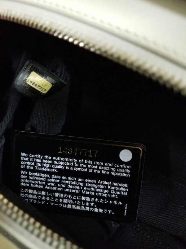 CHANEL #142 Chain Shoulder Bag Buy Online 