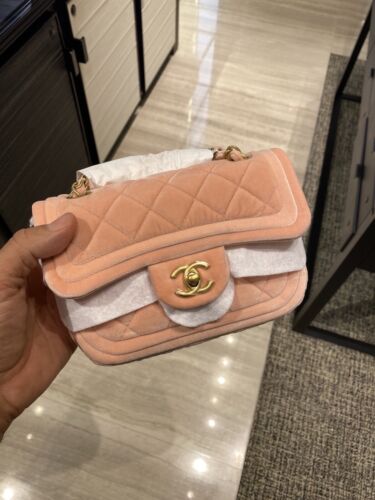 Chanel 22C Mini Flap Bag in Pink Velvet Buy Online 