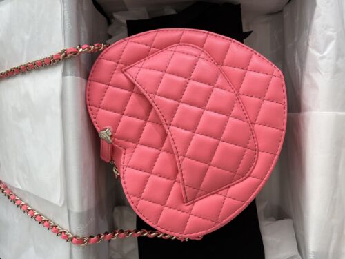CHANEL Pink Heart Bag 22S CC In Love Lambskin Leather Crossbody bag NEW Buy Online 