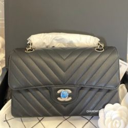 NWT! RARE 🖤 2021 Chanel Classic Small Black Chevron Caviar GHW Flap Bag Receipt Buy Online 