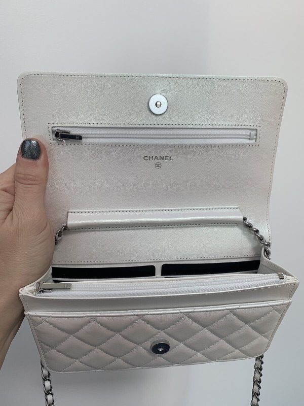 21K CHANEL Bag, Wallet on the Chain, Iridescent White Bow WOC NWT Buy Online 