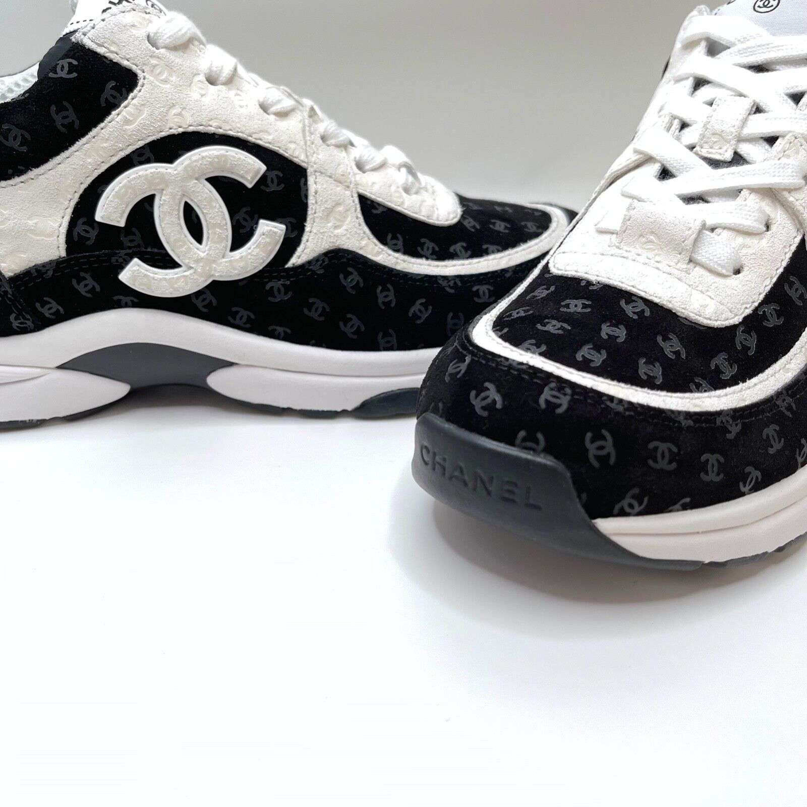 🔥 Chanel Black White CC Logo 40 EUR Size Suede Lace Ups Runners ...