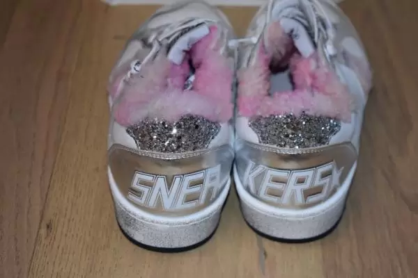 NEW IN BOX GOLDEN GOOSE DELUXE BRAND BALL STAR 40 SHEARLING STAR 10 Buy Online 