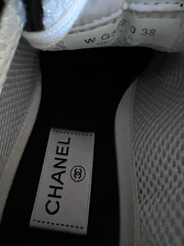 Chanel 22A NEW TAGS BLACK ECRU CC LOGO Suede Sneakers EU38 US7- 7.5 Buy Online 