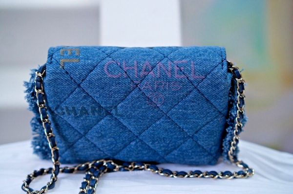 Chanel 2022 Spring Blue Denim Clutch Bag With Gold Chain~ Brand New ~ Sold Out! Buy Online 