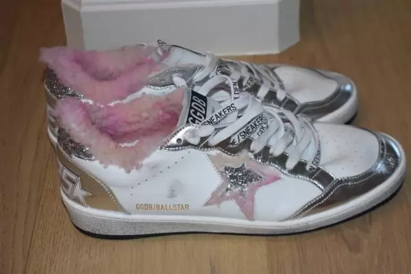 NEW IN BOX GOLDEN GOOSE DELUXE BRAND BALL STAR 40 SHEARLING STAR 10 Buy Online 
