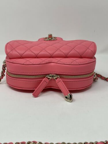 CHANEL 22S Runway Large Pink Heart Bag NIB Authentic Buy Online 